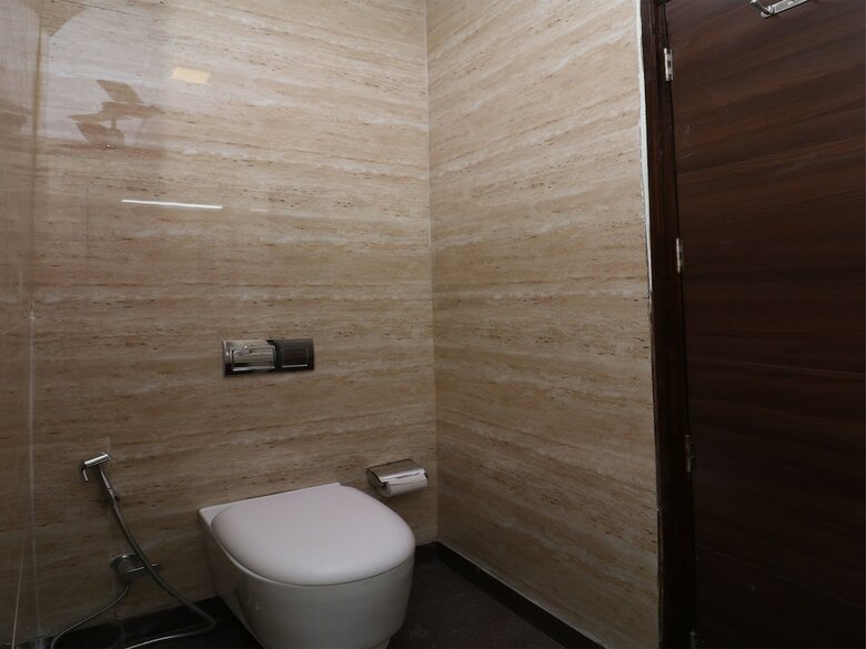 Hotel Oyo 12471 Sks Premium