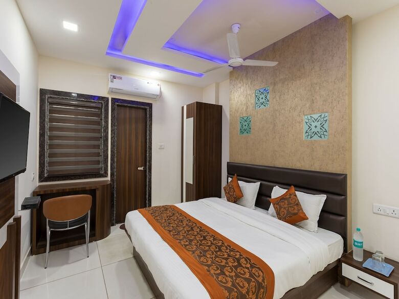 Oyo 13376 Hotel Shri Vilas
