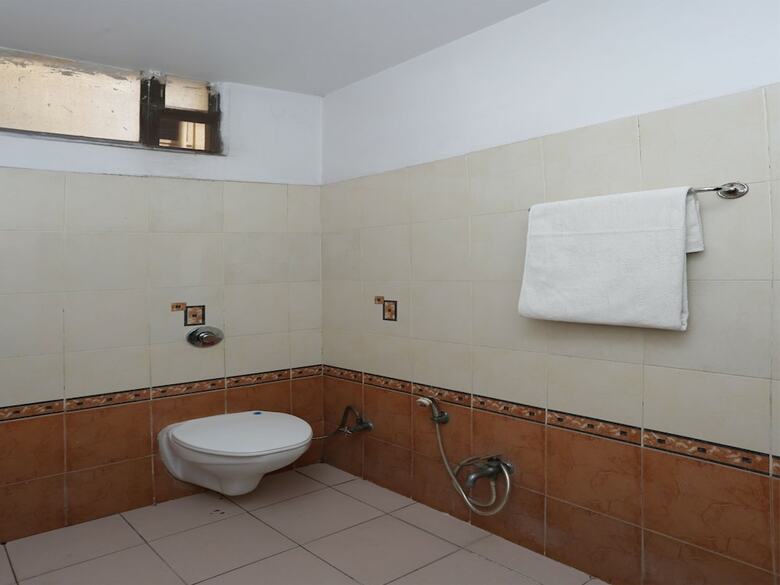 Oyo 12914 Hotel Jagdish