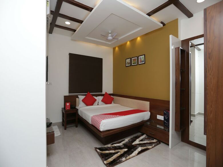Oyo 12899 Hotel Khushi Regent