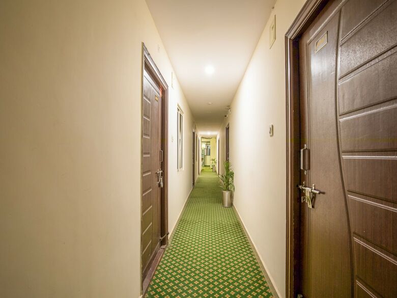 Hotel Oyo 13162 Swiss Legrand