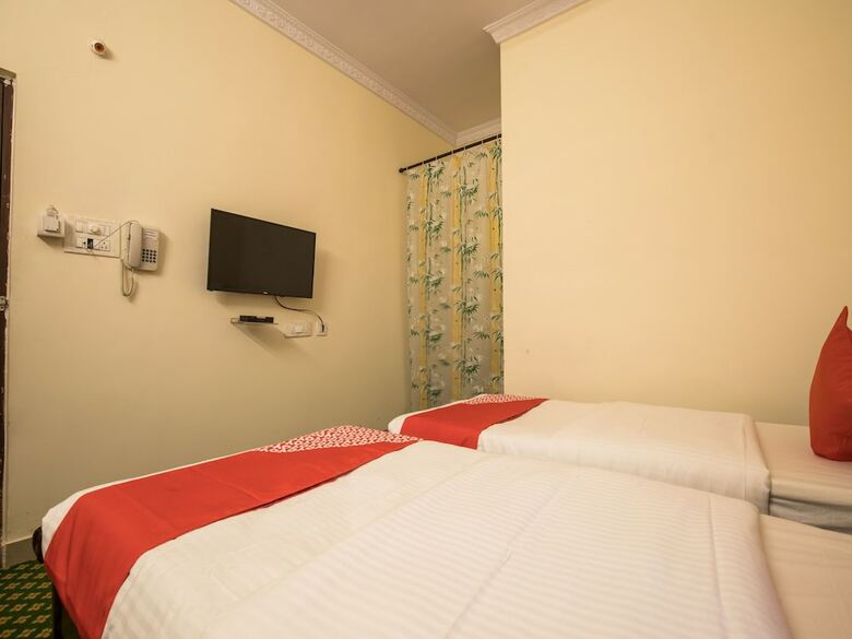 Hotel Oyo 13162 Swiss Legrand