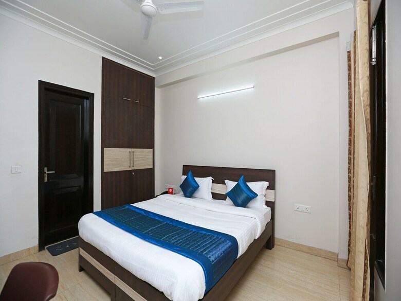 Hotel Oyo 11911 Go Rooms