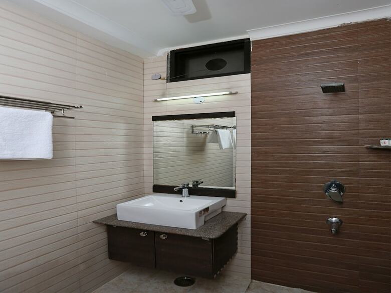 Hotel Oyo 11911 Go Rooms