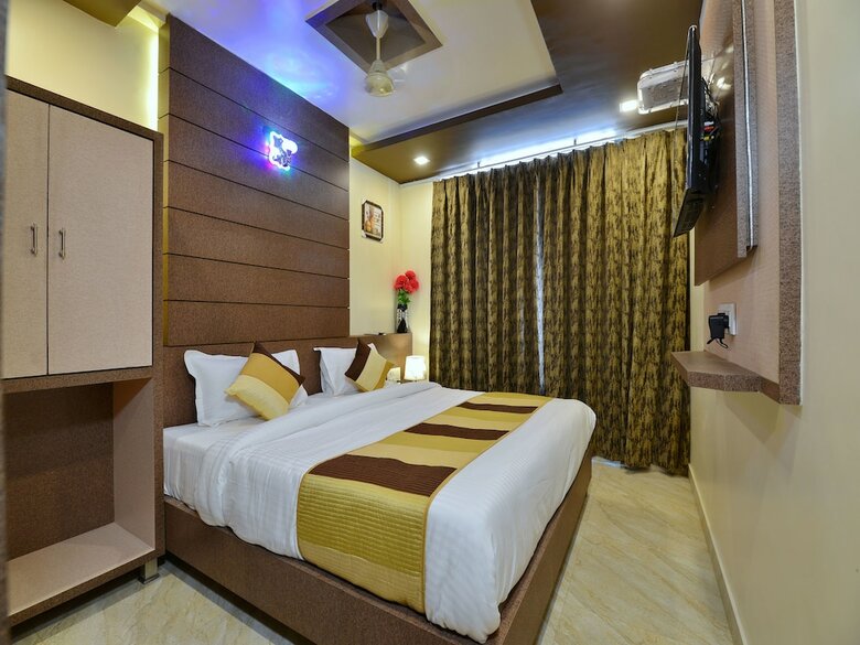 Hotel Oyo 12845 New Victory