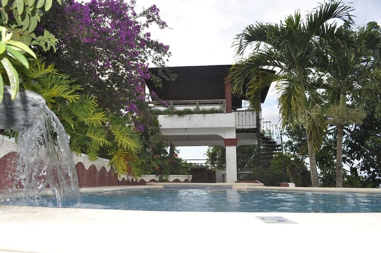 Hostal Santo Cerro Natural Park - Hostel