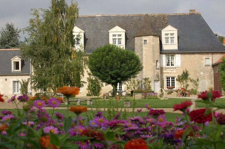 Hotel Chambres D'h�tes Manoir De Chaix