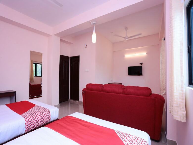 Hotel Oyo 13577 Tkr Metro Residency