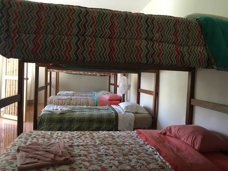Hostal La Casa De Bamboo - Hostel