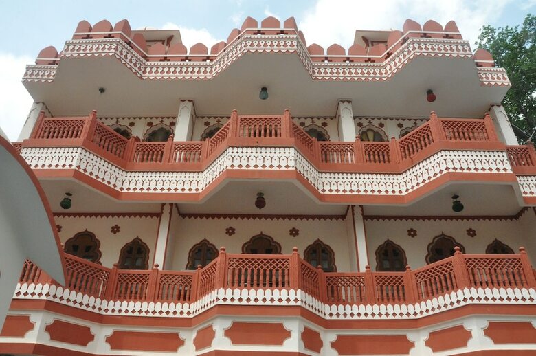 Hotel Sajjan Niwas