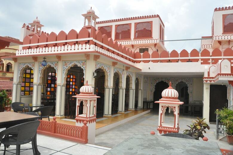 Hotel Sajjan Niwas
