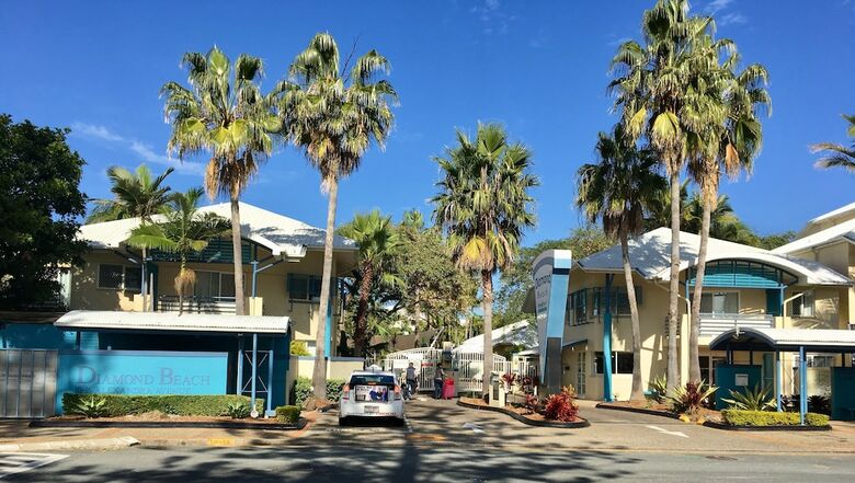 Db Broadbeach Private Apartments With Coastal Holiday Apts