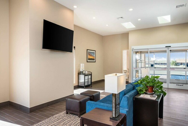 Hotel Comfort Inn