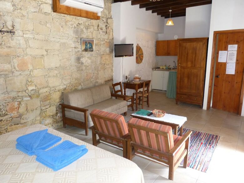 Apartamentos Nicolas And Maria's Cottages