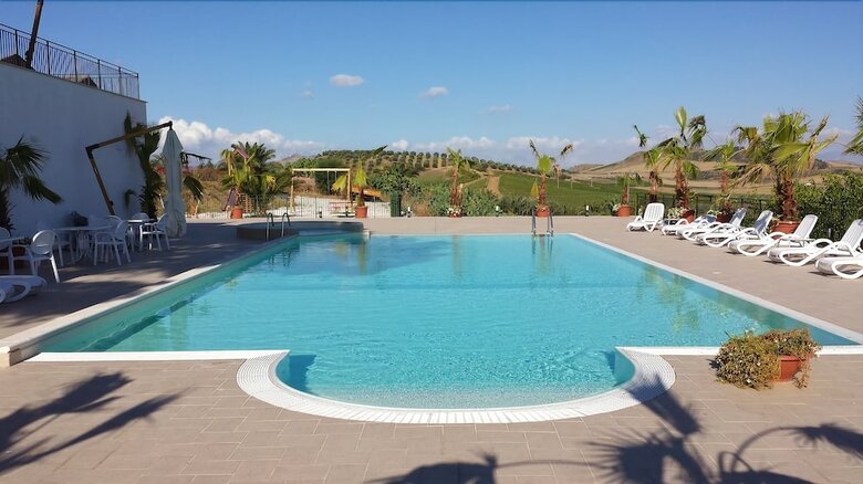 Agroturismo Agriturismo Sirignano Wine Resort