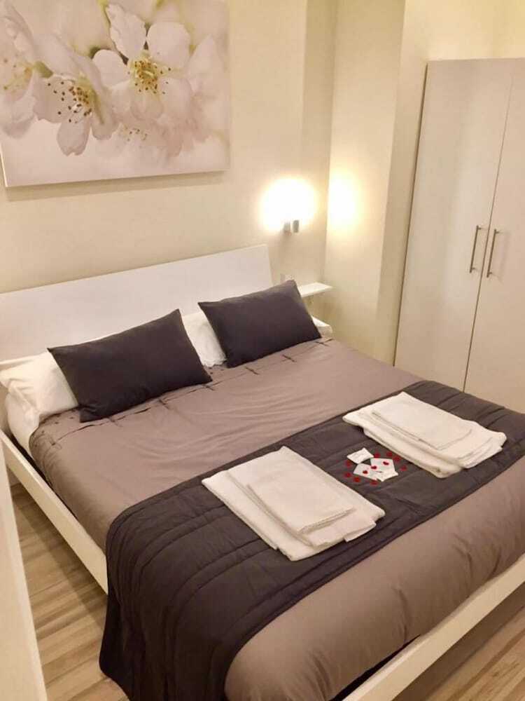 Bed & Breakfast Da Polly A Piazza Amedeo