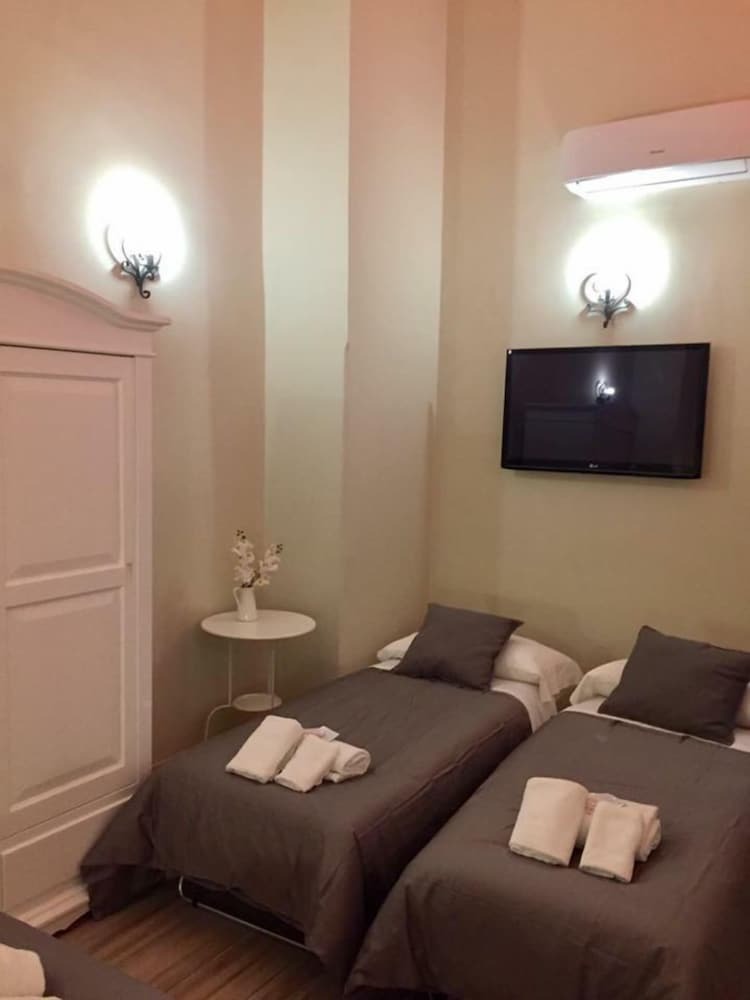 Bed & Breakfast Da Polly A Piazza Amedeo