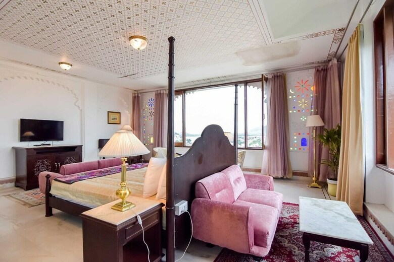 Hotel Raj Kuber