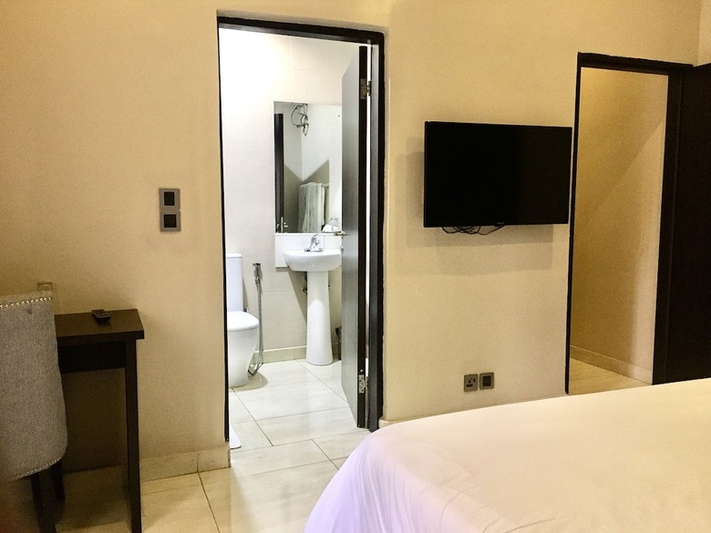 House 56 Hotel And Suites