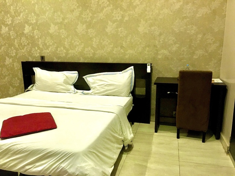 House 56 Hotel And Suites