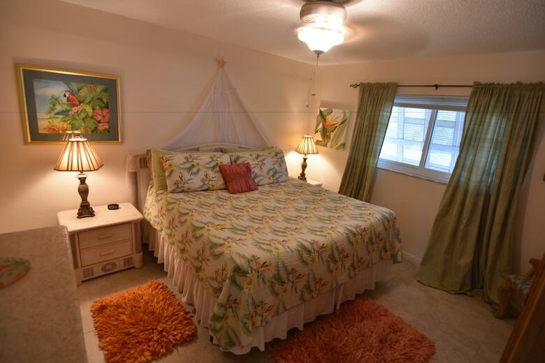 Oasis At John's Pass Madeira Beach