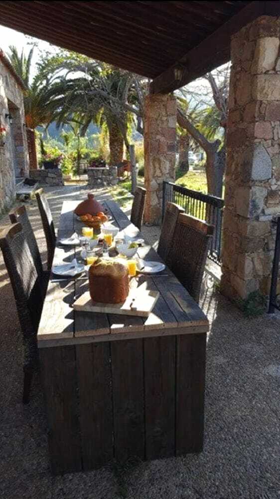 Hotel Ferme De Chiuni