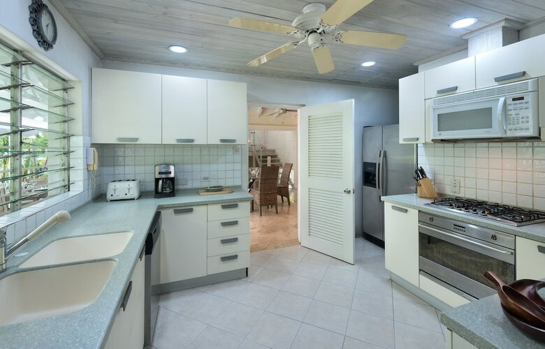 Villa Bluff Cottage By Altman
