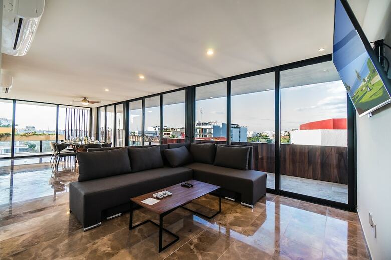 Apartamentos Kuxtal 5th Avenue Condo