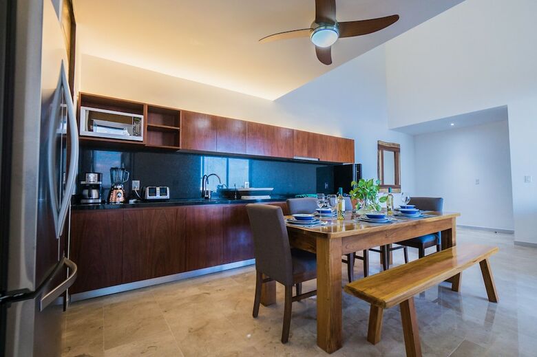 Apartamentos Kuxtal 5th Avenue Condo