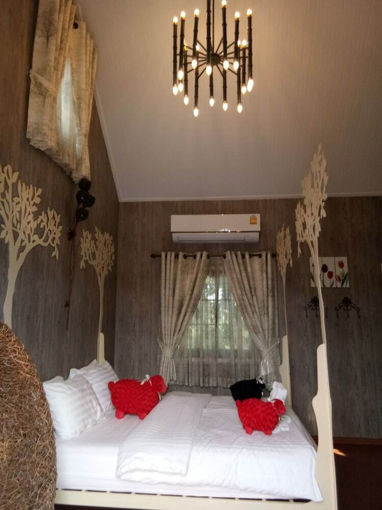 Hotel Tomangoh Vintage Resort