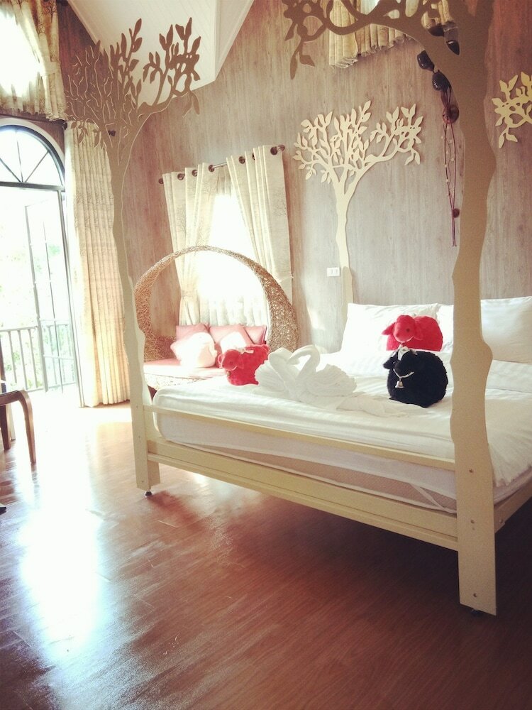 Hotel Tomangoh Vintage Resort