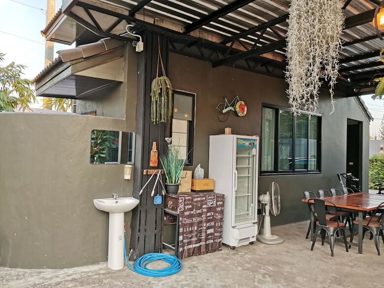 Penny-farthing Private Pool Villa