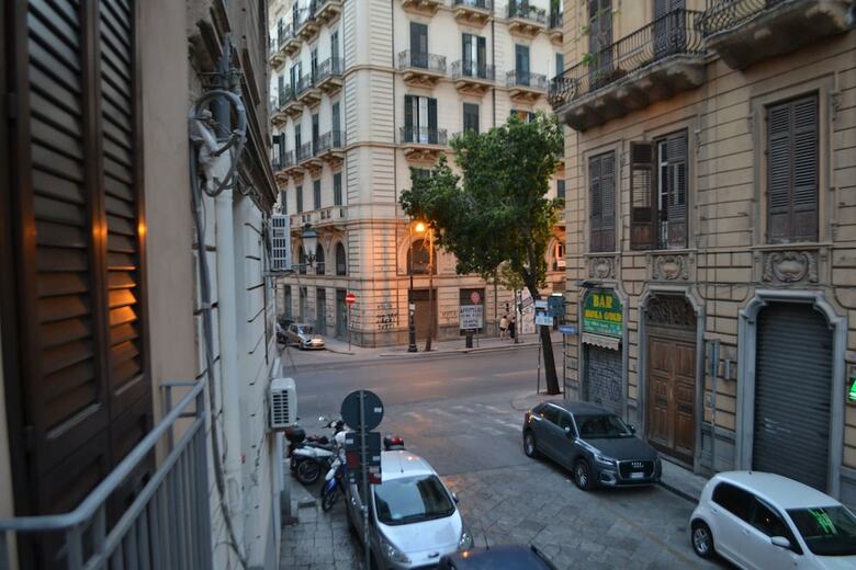 Aparthotel Casa Vacanze Montecarlo Palace