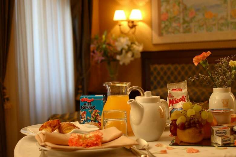 Hotel Don Carlo 4s