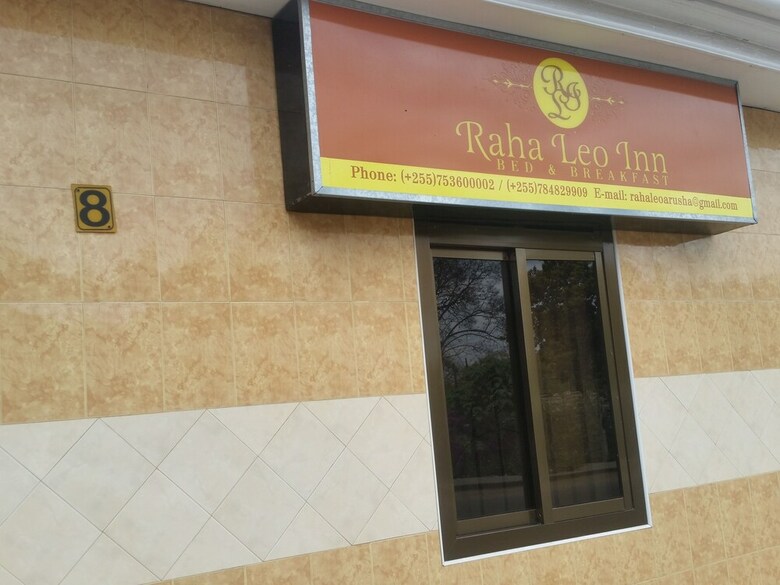 Hotel Raha Leo Inn