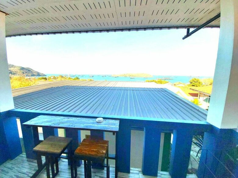 Hotel Neutron Bungalow