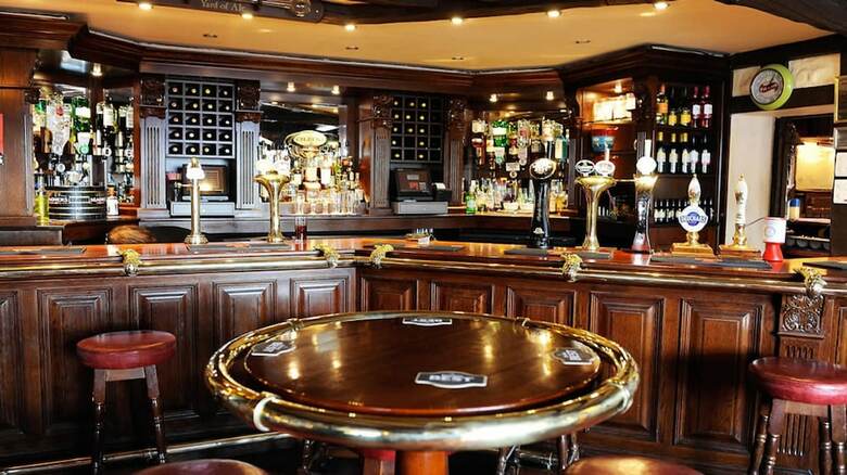 Crusoe Hotel