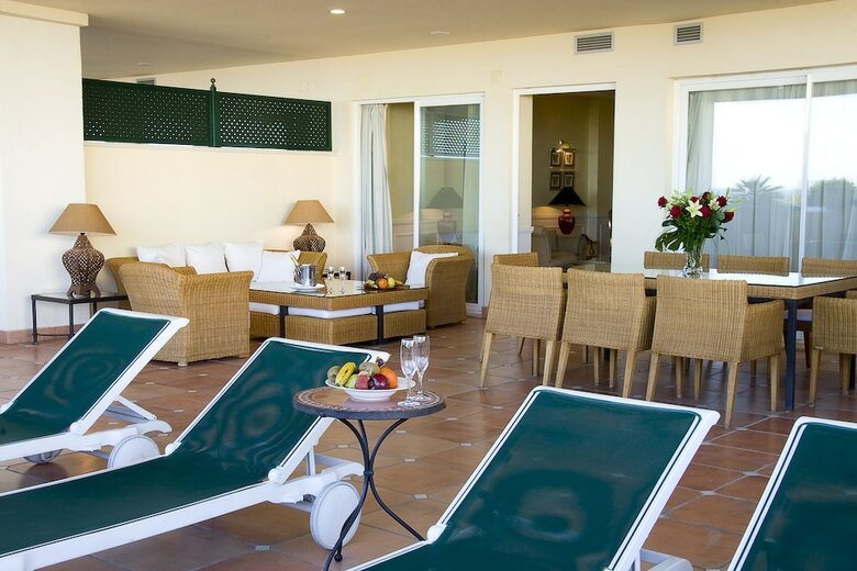 Apartamentos Livescape Guadalpin Marbella