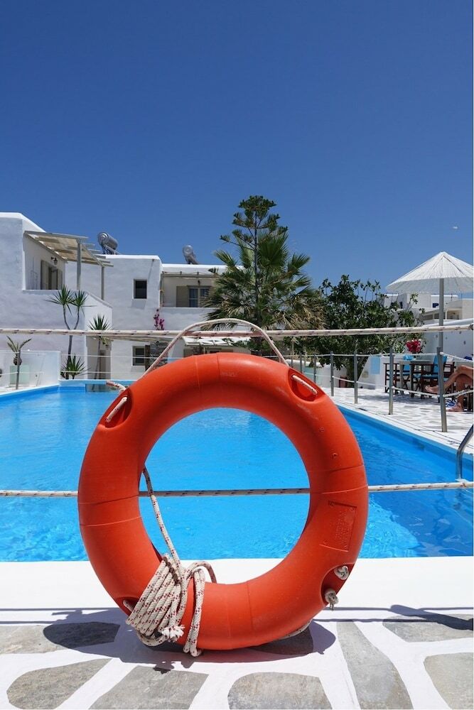 Apartamentos Captain Dounas