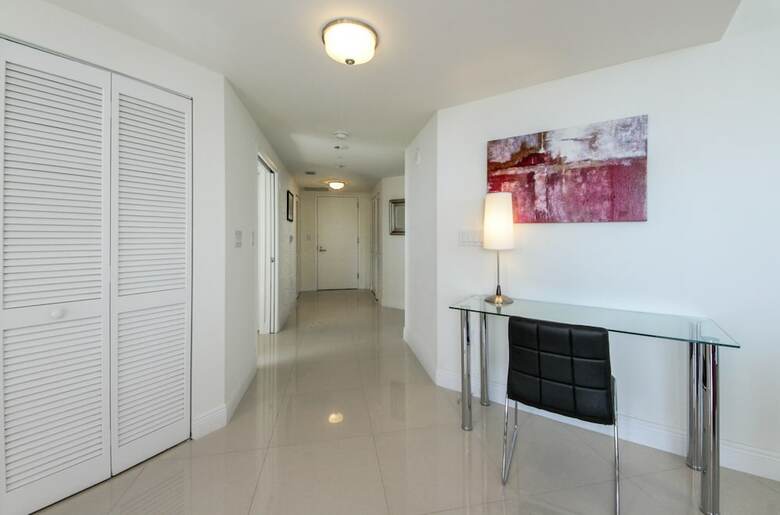 Apartamentos Bluebird Suites In Brickell