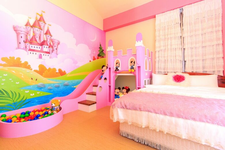 Bed & Breakfast Elegance House