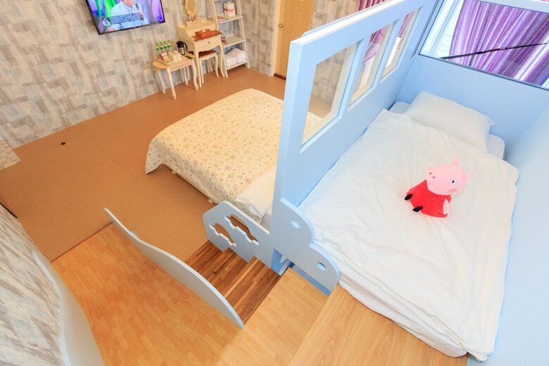 Bed & Breakfast Elegance House
