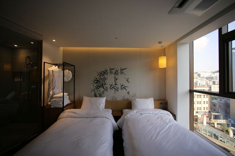 Stayrak Hotel