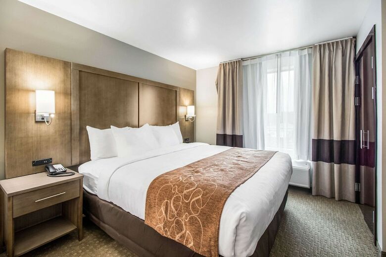 Hotel Comfort Suites