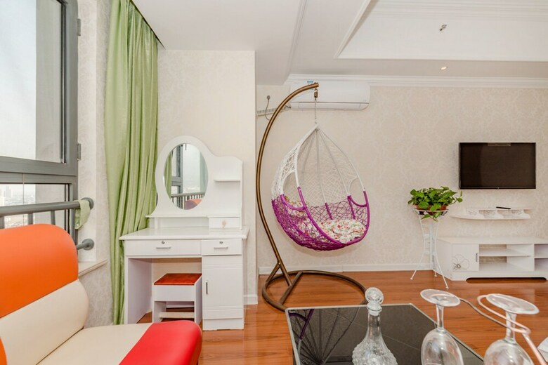 Taishan Shell Apartment