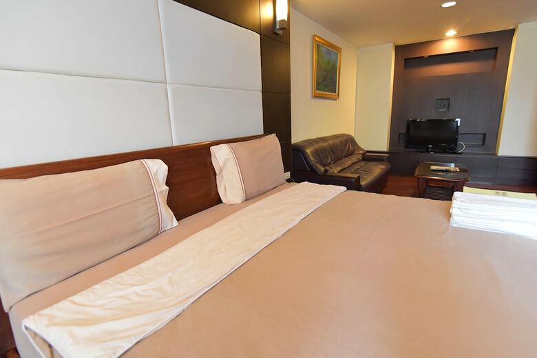 Hotel Eight Ville Apartment
