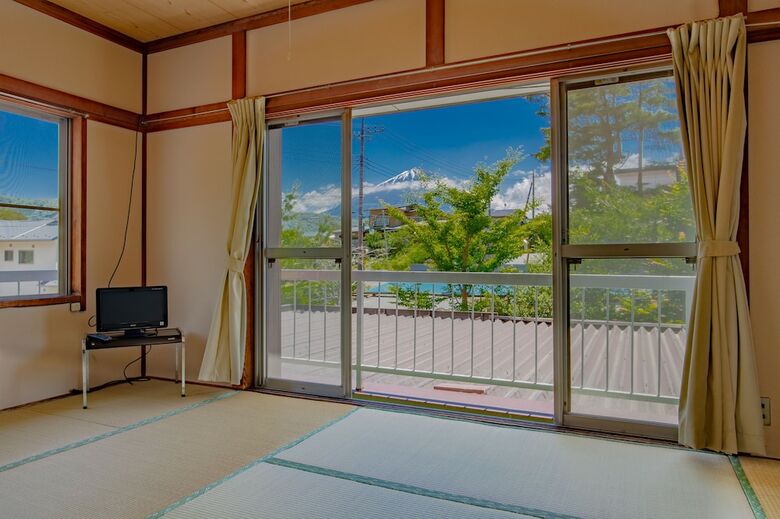 Hotel Minshuku Tsukimiya