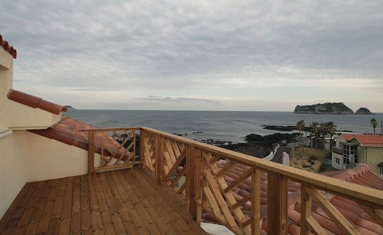 Jeju Tov Pension