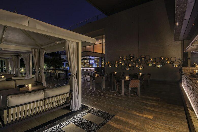Hotel Courtyard By Marriott Pune Hinjewadi