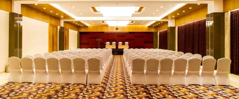 The Ssk Solitaire Hotel & Banquets
